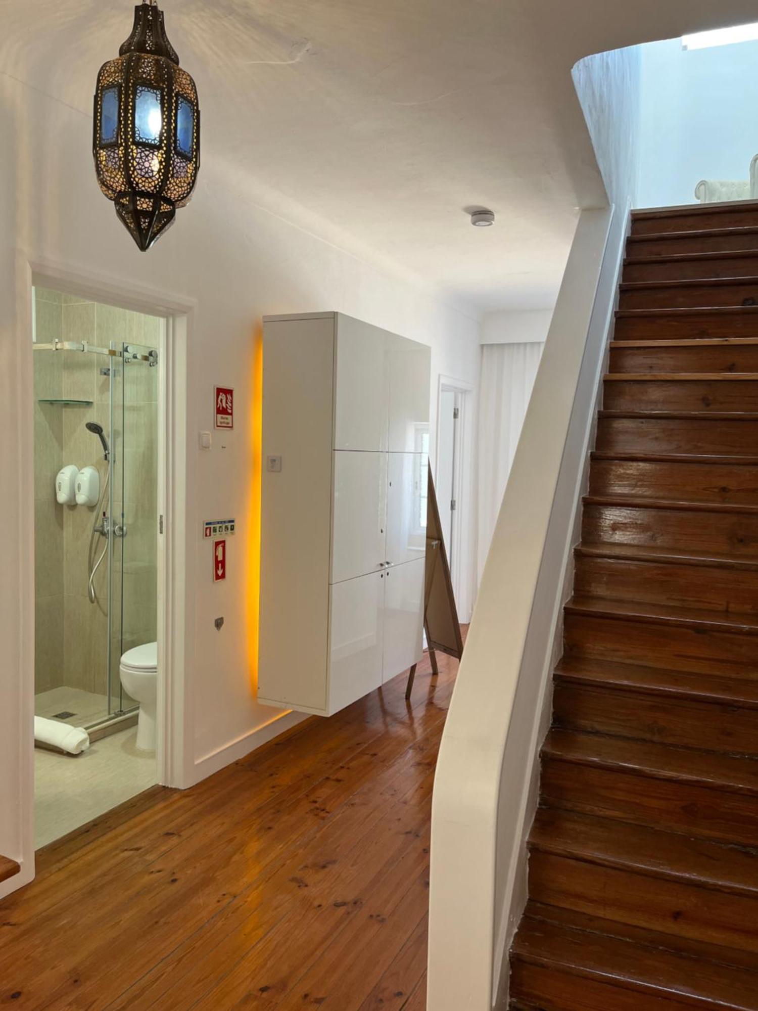 Hostal Bora *